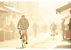 Life on Two Wheels: Cycling Through Nanjing’s Morning Market Rush