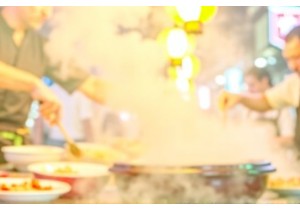 Slicing Pig’s Ear to Sizzling Tofu: A Taste of Chengdu Street Snacks