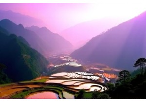 Ethnic Minority Villages and Scenic Trails in Southern China