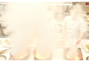 Understanding the Rhythm of a Busy 中餐厨房 During Peak Hours